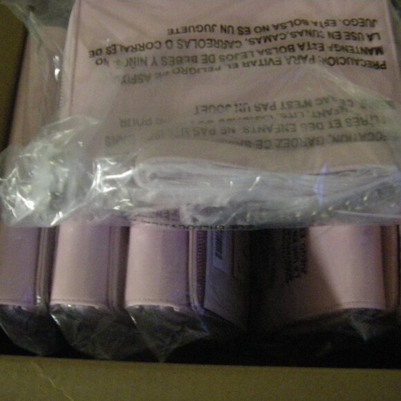 Betsey Johnson Kitsch Candy Hearts Wallet On Chain Pink Pink NWT - Picture 11 of 12